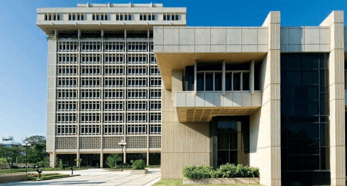 Banco Central buscará frenar el alza del dólar