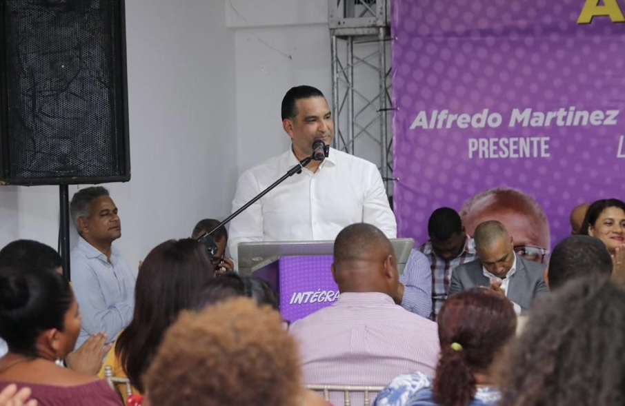 Luis Alberto asegura Manuel Jiménez no ha resuelto nada en Santo Domingo Este