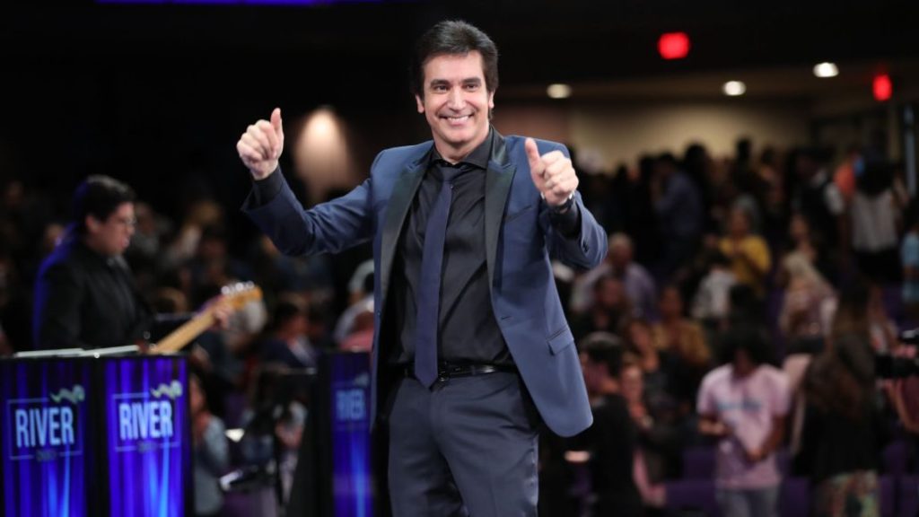 Dante Gebel llega a República Dominicana con su tour «Presidante»