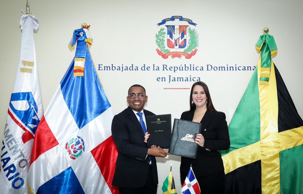 DA y Embajada en Jamaica promoverán a RD como lugar seguro para aviación general