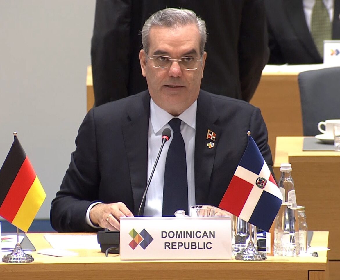 Presidente Abinader llama Unión Europea-Celac aborden juntos desafíos de la pobreza