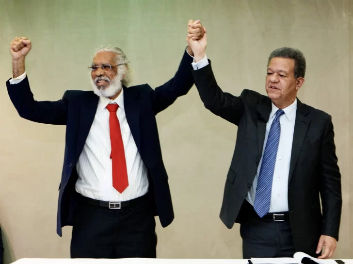 La Fuerza del Pueblo y Movimiento Rebelde firman alianza electoral
