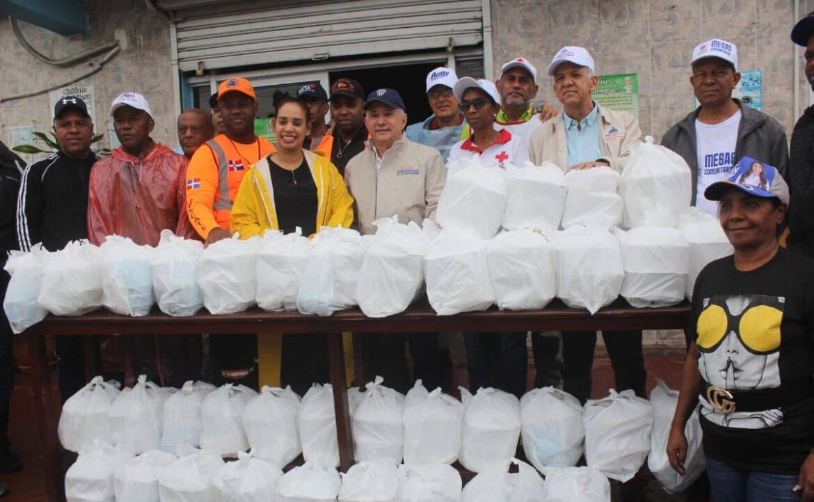 Betty Gerónimo recorre zonas afectadas por tormenta Franklin
