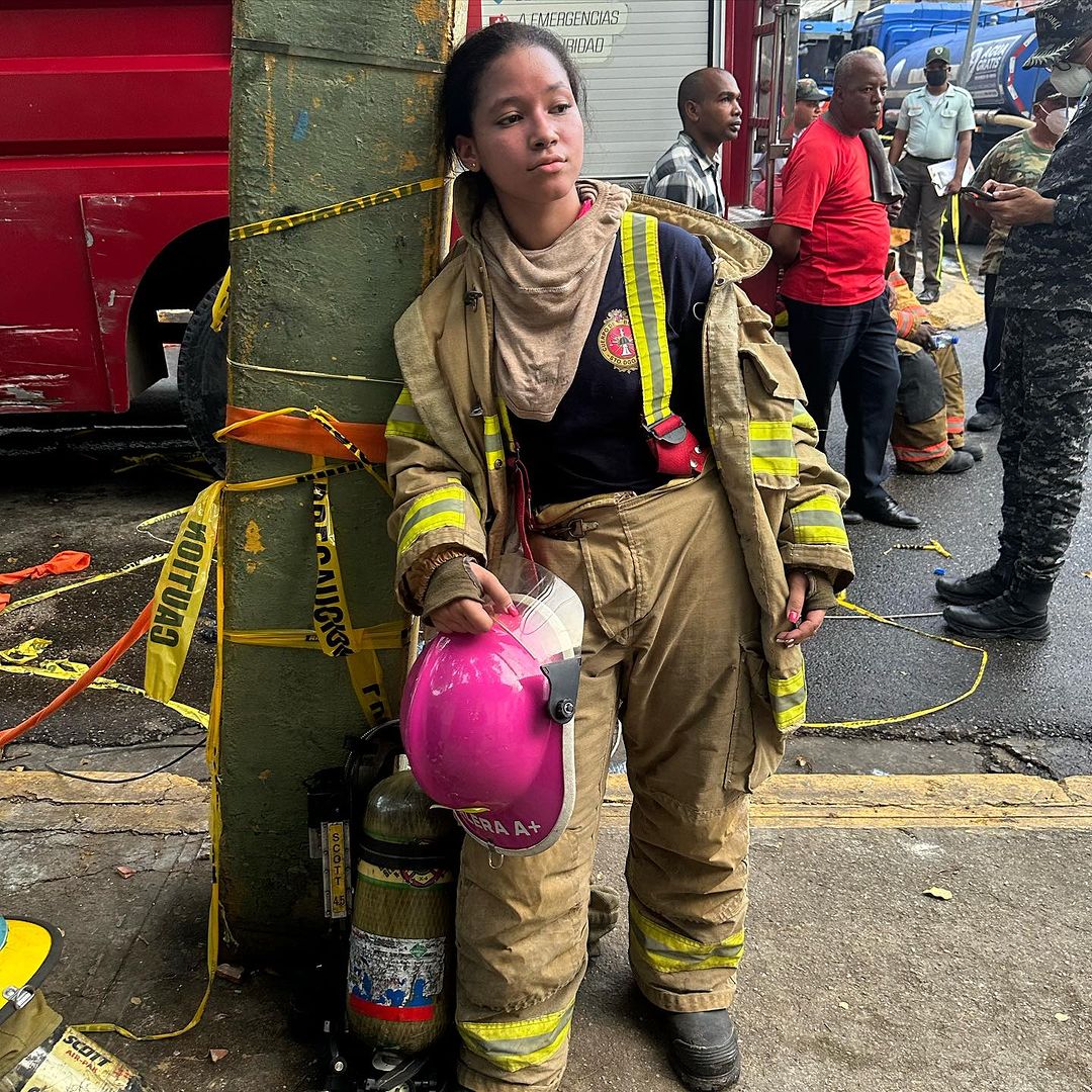 Mariah Valera, la joven de 19 años que en medio del dolor ha cautivado con su entrega tras explosión en SC