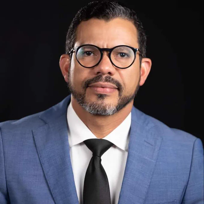 Yohan López, del grupo Más Cambio, gana candidatura del CARD en el PRM