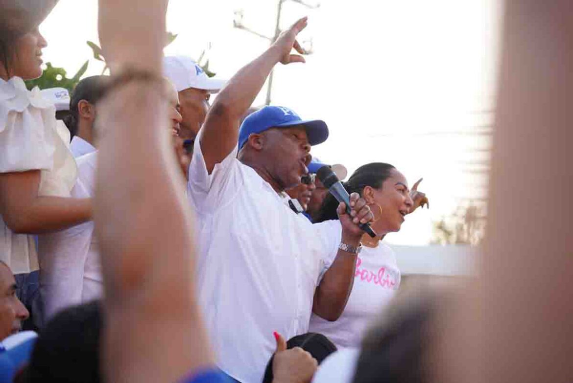Comando de campaña de Adán Peguero invita a dar bienvenida al presidente Luis Abinader