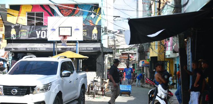 Al menos un muerto y seis heridos durante tiroteo en calle La 42 de Capotillo