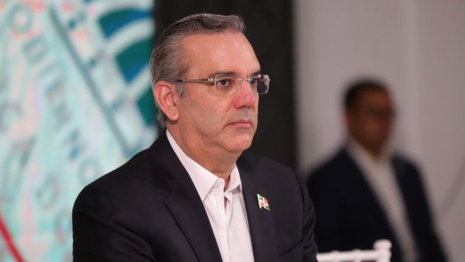 Abinader niega que República Dominicana suministre armas a Haití