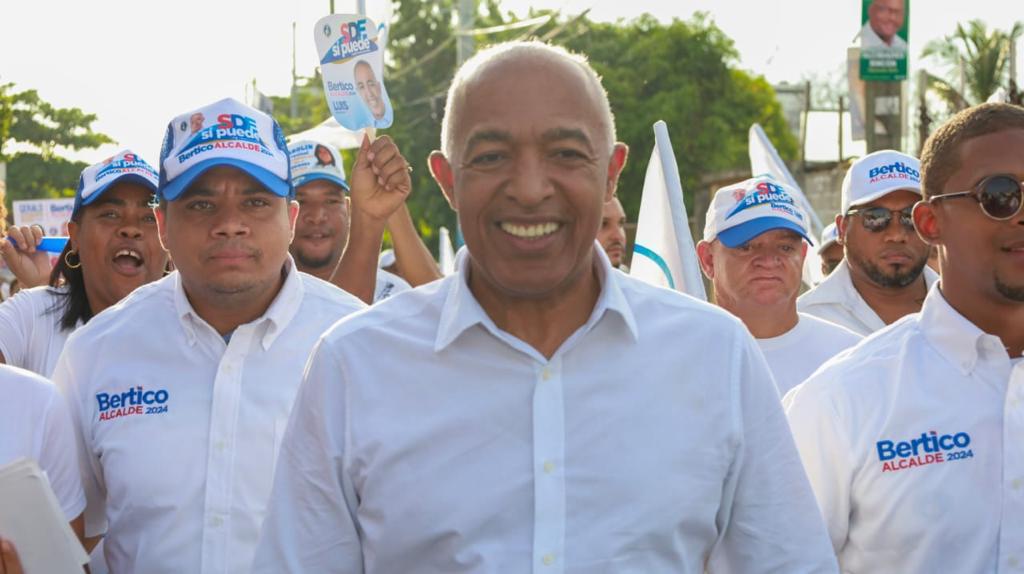 Bertico Santana votará en la Escuela Especial San Lorenzo