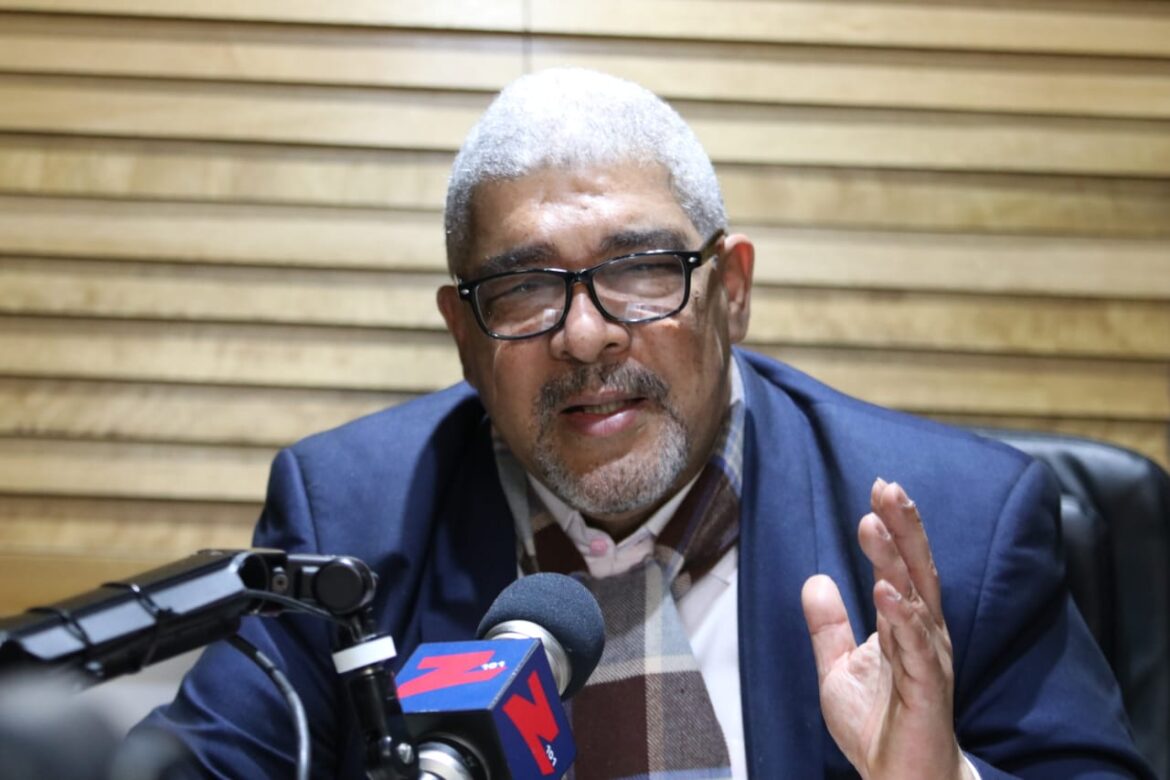 Jesús Nova a Manuel Jiménez: «Eres un engreído prepotente disfrazado de humildad”