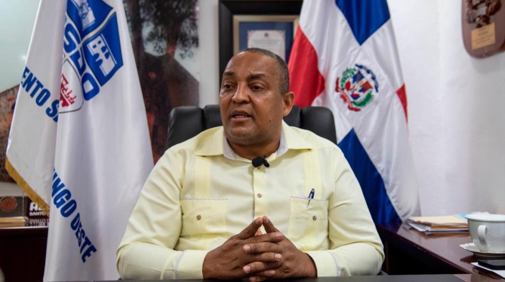 Alcalde José Andújar no se va del PRM a pesar de perder primarias; trabajará por reelección de Abinader