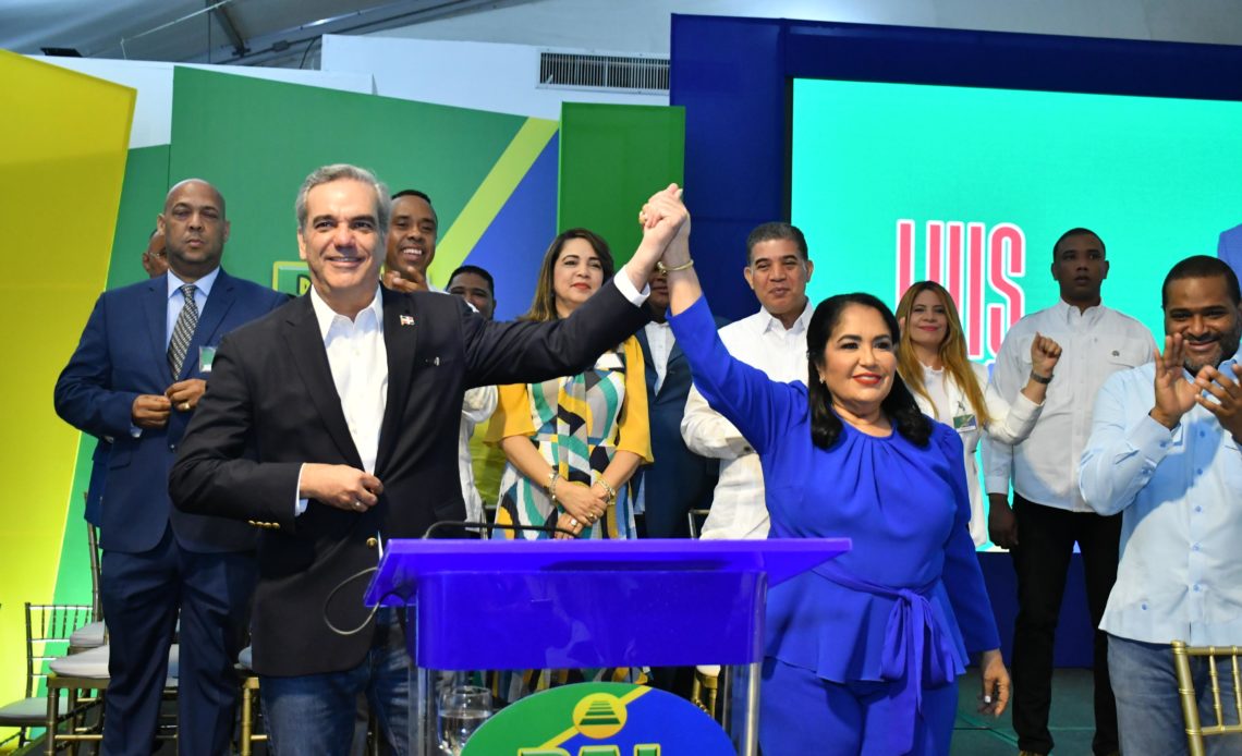 Luis Abinader es proclamado candidato presidencial del Partido de Acción Liberal