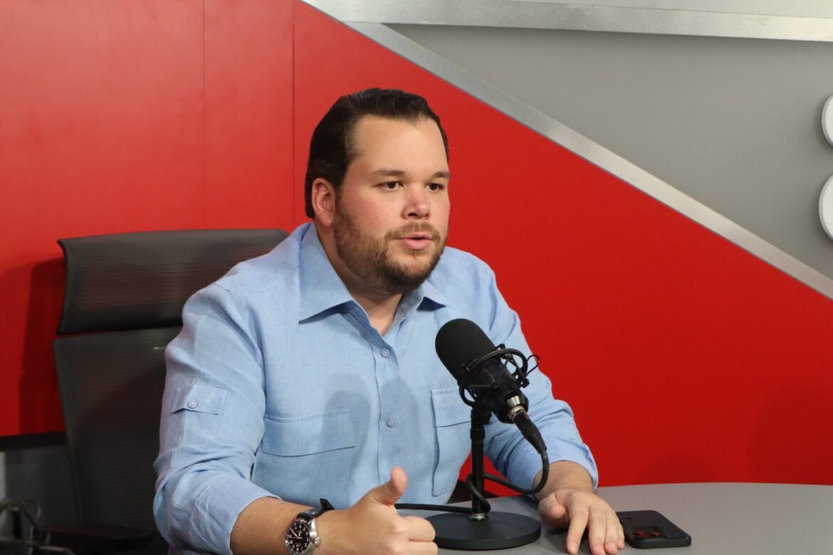 Orlando Jorge Villegas respalda a David Collado para la Presidencia en 2028