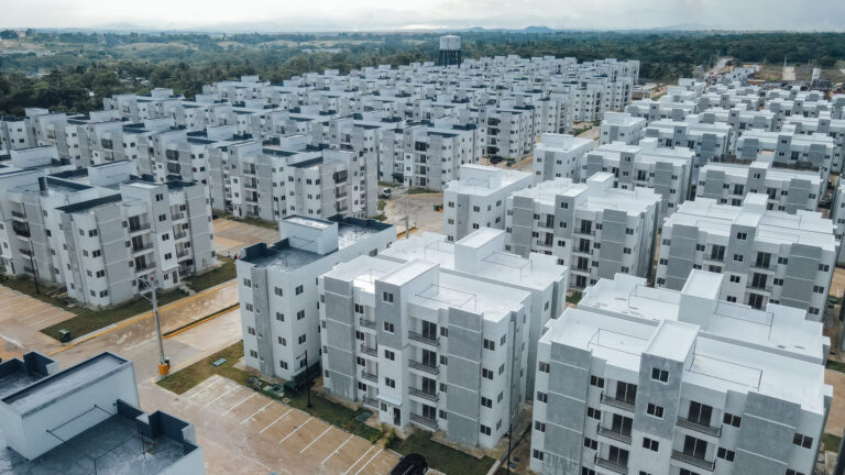 Gobierno entrega nuevas viviendas a 264 familias en Ciudad Modelo, SDN