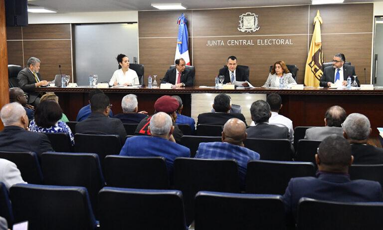 JCE aprueba reglamento para voto en recintos penitenciarios en elecciones de 2024
