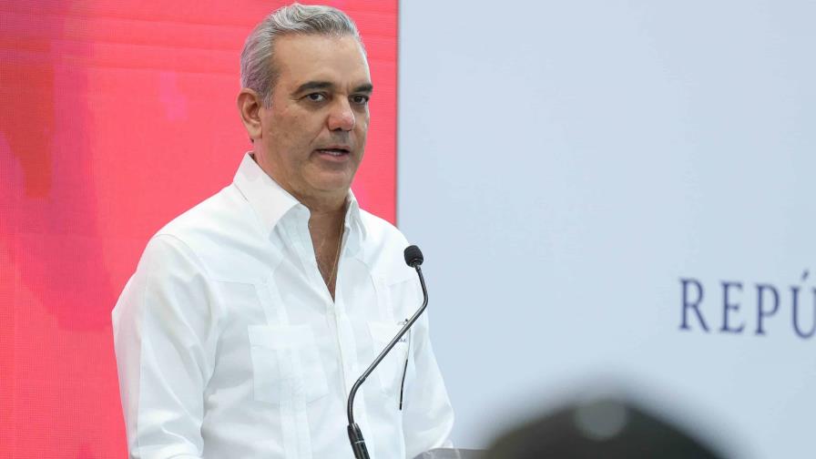 Presidente realiza lanzamiento de la cuarta entrega del bono navideño
