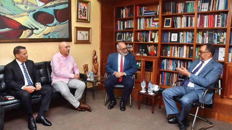 Gobierno y Sociedad de Diarios inician diálogo sobre Ley DNI