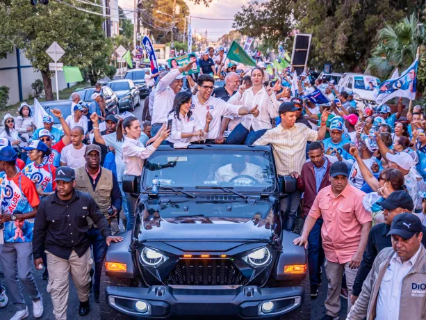 PRM realiza gran cierre de campaña en SDE en apoyo a Dío Astacio
