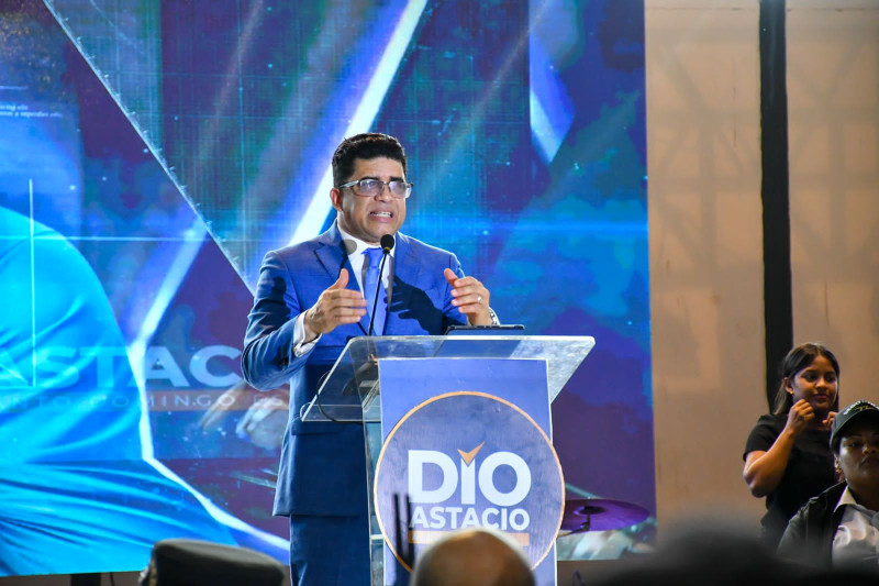 Dío Astacio promete levantar SDE y hacerla una ciudad de paz