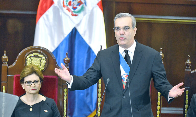 Presidente Abinader llega a rendición cuentas con viento a favor