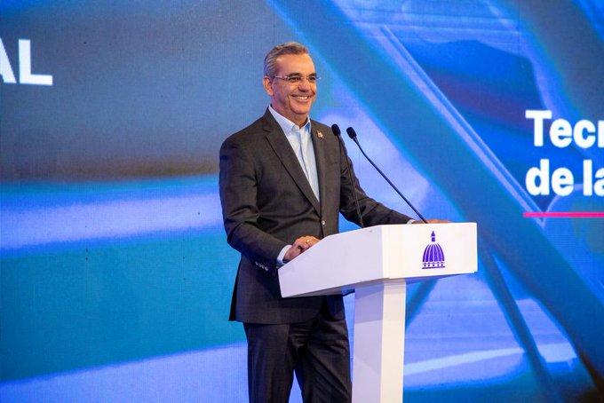 Presidente Abinader presenta avances en abastecimiento y acceso de medicamentos de Promese/Cal