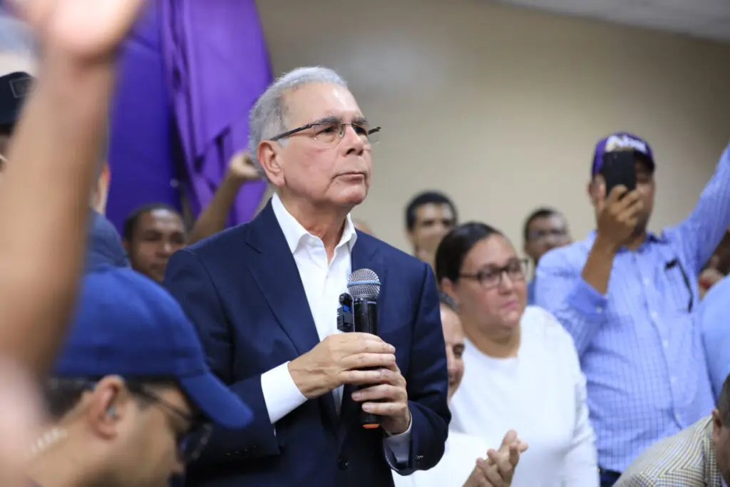 Danilo prefiere recibir al presidente Abinader en el PLD para tratar sobre migración
