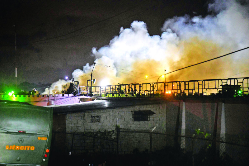 Se elevan a once los privados de libertad fallecidos tras incendio en cárcel La Victoria
