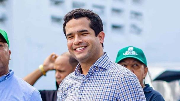 ¿Omar renunciaría al “Barrilito” como lo hizo Faride Raful en el Senado?