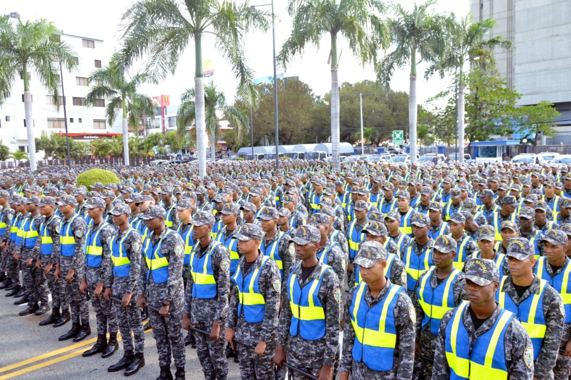 Policía anuncia diseminación de miles de agentes durante asueto de la Semana Mayor