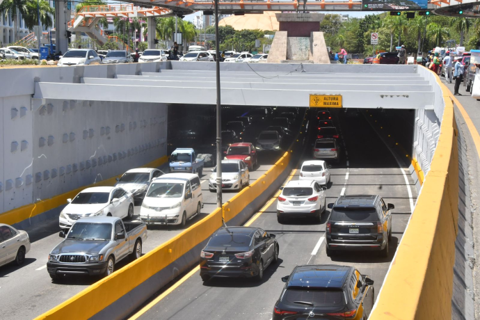 Luego de cuatro meses, habilitan tránsito paso a desnivel de la Gómez con 27 de Febrero