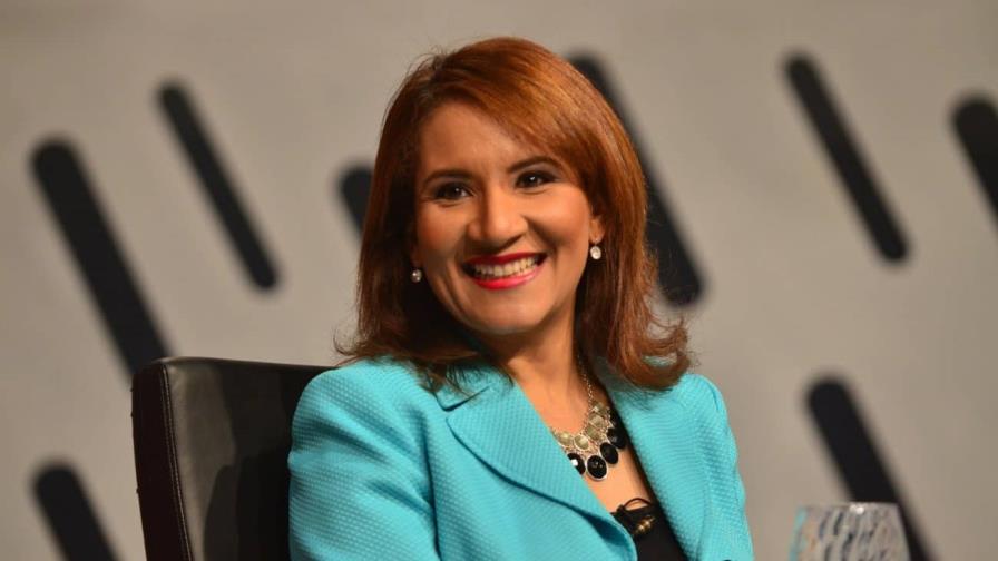Zoraima Cuello expresa preocupación por el comercio exterior y la inteligencia artificial