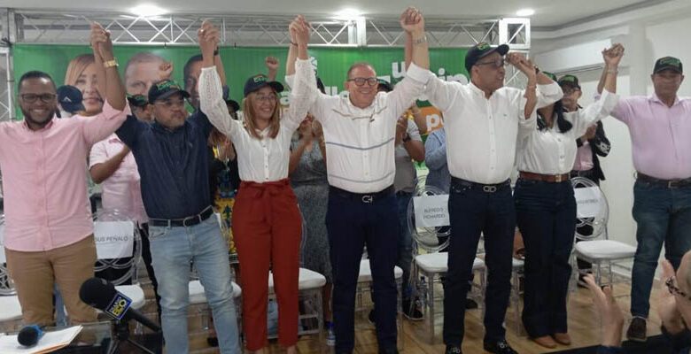 Alfredo Pichardo anuncia su respaldo al diputado Rafael Castillo