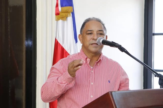 CDP llama a sus miembros a combatir la desinformación en medios de comunicación