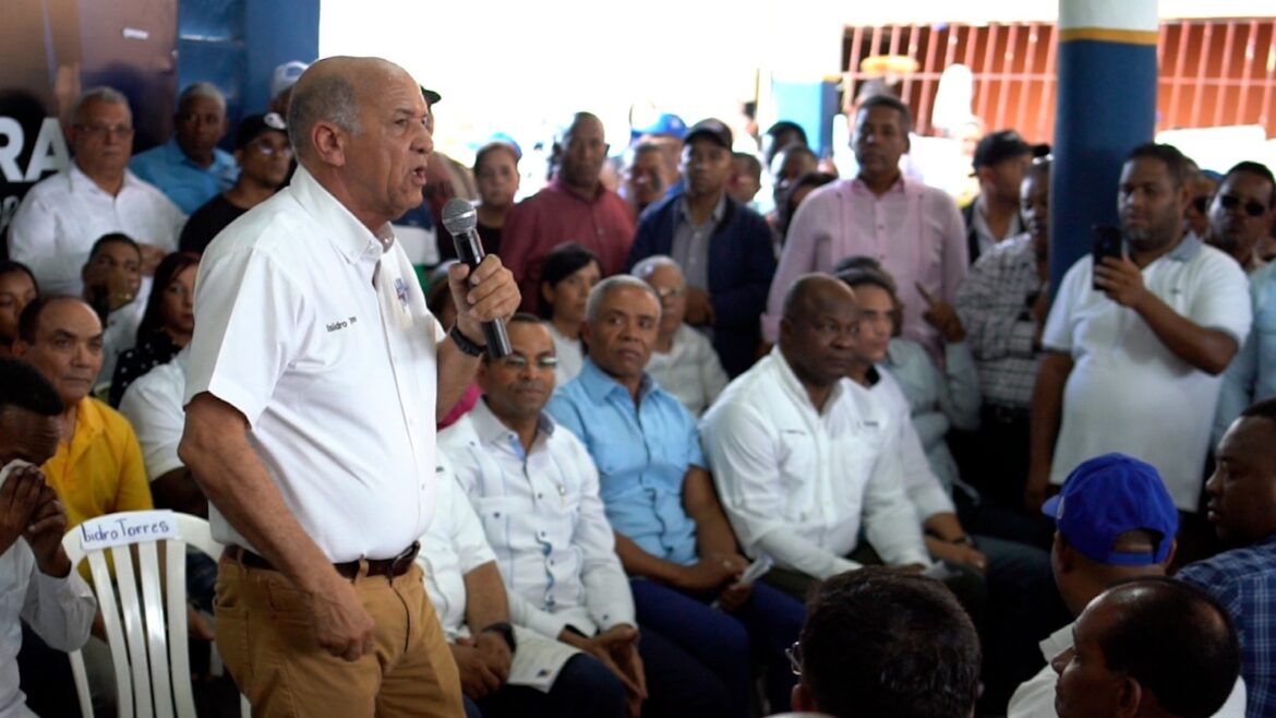 PRM en SDN juramenta Comando de Campaña municipal con miras a elecciones presidenciales y congresuales