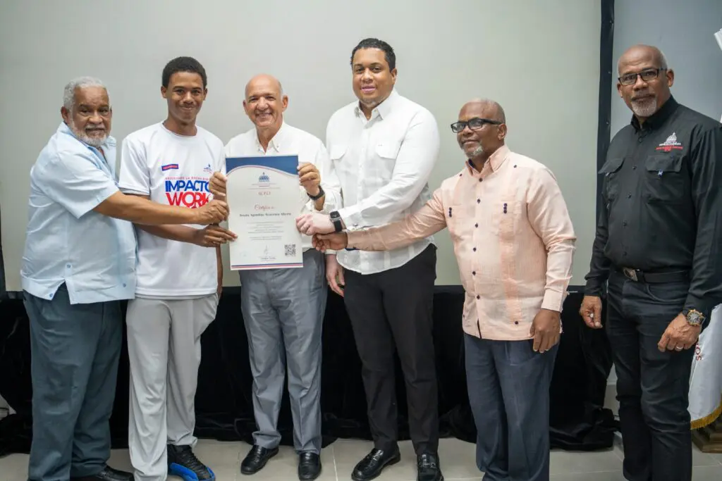 CTC honran a Peña Gómez y ofrecen jornada formación a jóvenes Gualey y La Ciénaga