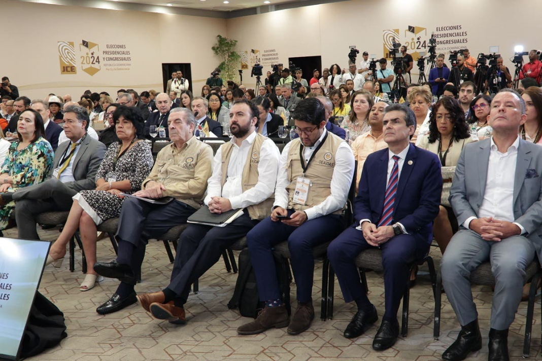 Más de 400 observadores internacionales evaluarán elecciones del domingo