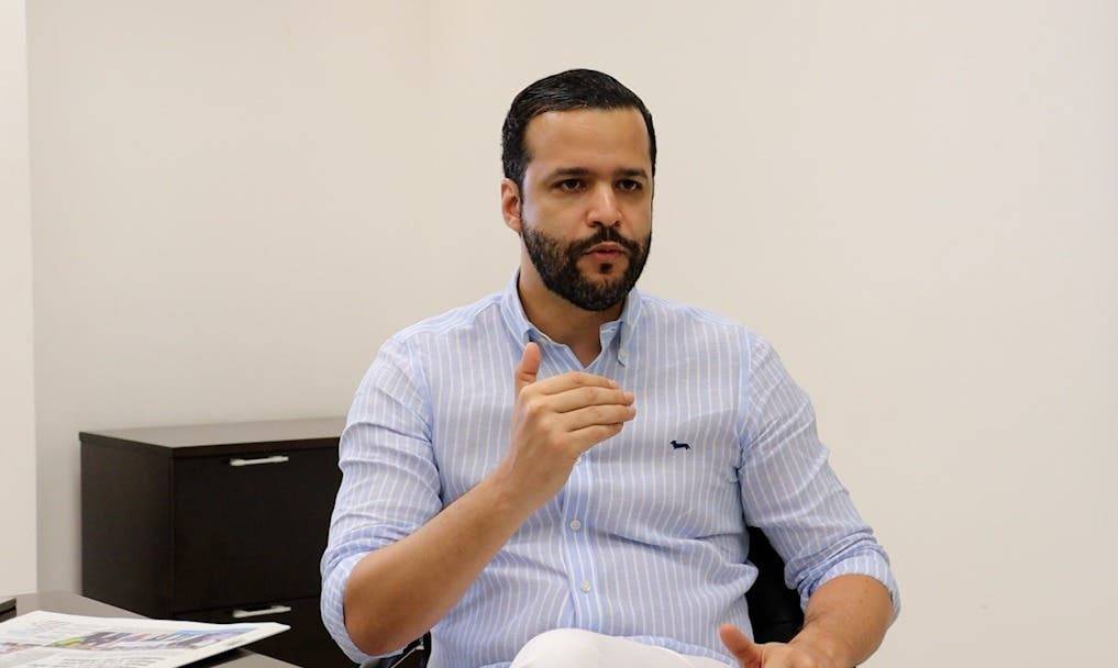 Rafael Paz arremete contra el PRM tras declaración de Carolina Mejía