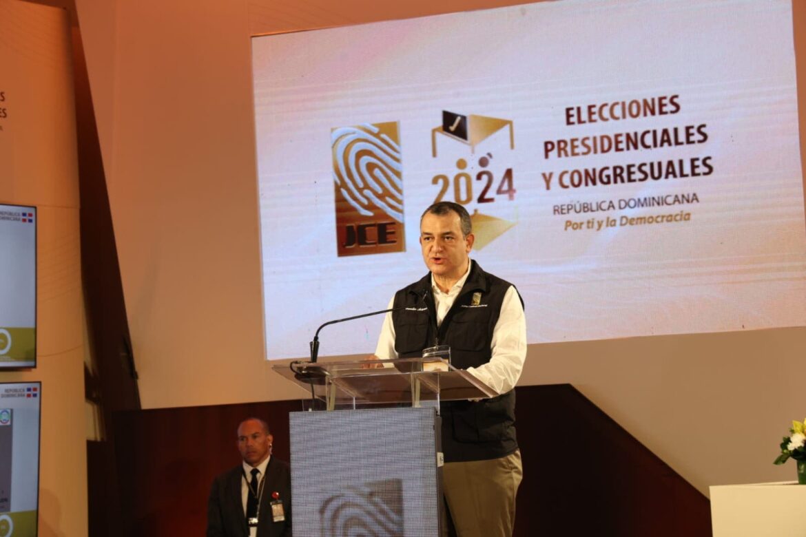 Primer Boletín JCE: Abinader 59.24%, Leonel 26.91 y Abel 10.64%