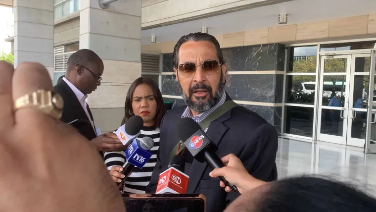 Aplazan de nuevo audiencia de acción de amparo de empresario canadiense contra la PGR