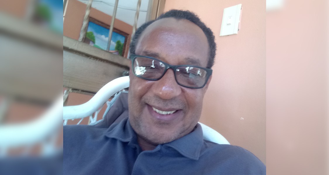 Alcalde de SDE cancela al respetado periodista José Bautista