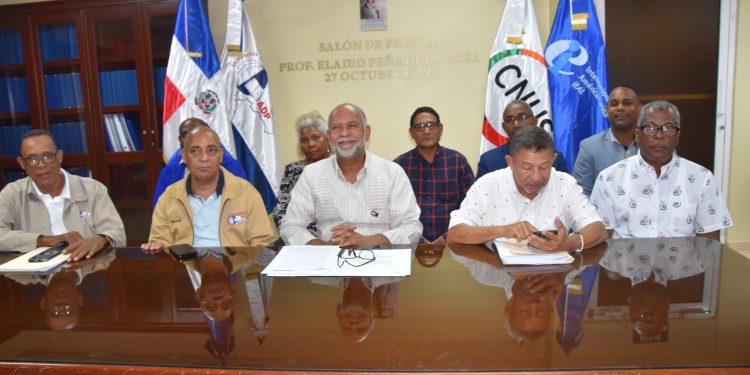ADP propone emitir un reglamento nacional sobre videovigilancia escolar