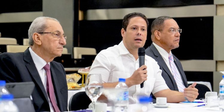 Gobierno abrirá licitación para terminar cárcel Las Parras