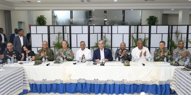 Presidente Abinader encabeza reunión de seguimiento al Plan de Seguridad Ciudadana