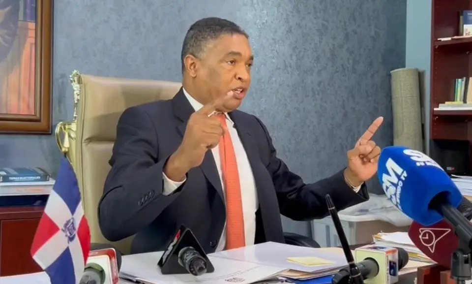 Yvan Lorenzo «su partido no apoyará una reforma fiscal que impacte los bolsillos de los dominicanos»