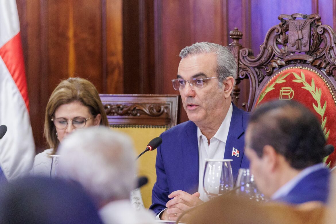 Presidente encabezará Consejo de Ministros en SDE este domingo