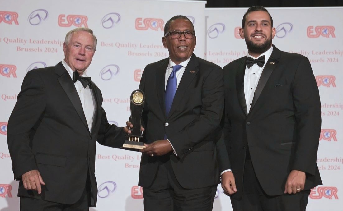 Comedores Económicos recibe Premio Internacional a la Calidad Best Quality Leadership Awards 2024