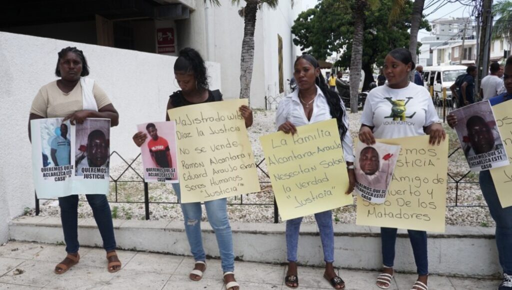 Familiares de hombres que murieron al caer en caldera de empresa “JRC Service” piden justicia