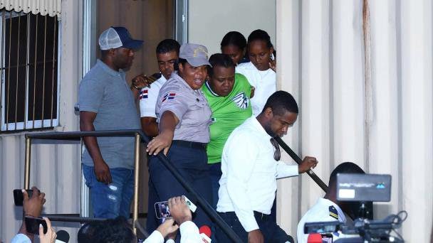 Imponen 12 meses de prisión preventiva a madre acusada de homicidio en SDE