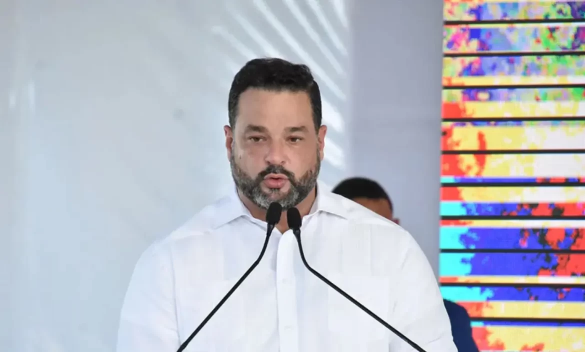 Abinader designa a Armando Paino como nuevo ministro de Medio Ambiente