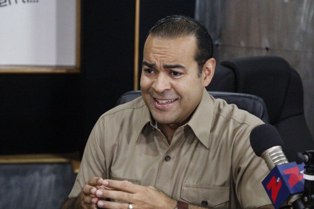 Kalil Michel llama al presidente Abinader a no «dejarse chantajear ni torcer el pulso»